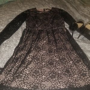 Ivanka Trump Size 6 Black lace dress Longsleeve